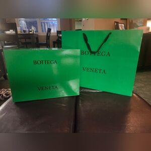 ​Authentic Bottega Veneta XL Gift Box & Bag Set - Large Magnetic 15x11x6 Box
